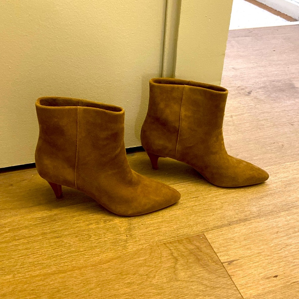 Dolce Vita boots never worn